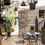 Santo Stefano & Breakfast 3*