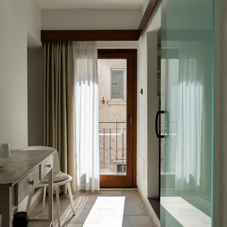 Santo Stefano & Breakfast